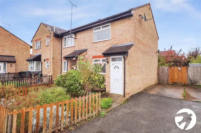 Plympton Close, DA17, photo 1