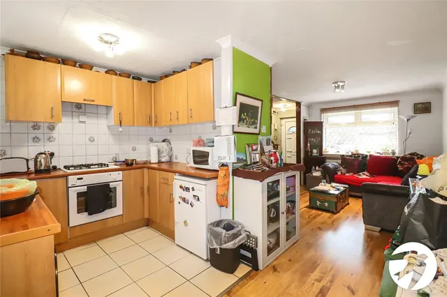 Plympton Close, DA17, photo 3