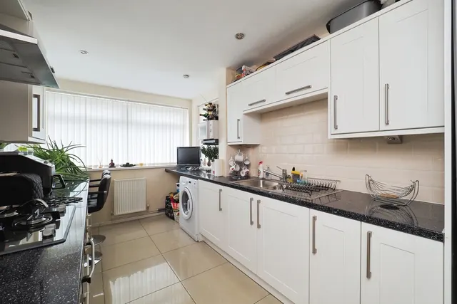 Photo 2 — Christina Crescent, Nottingham, Nottinghamshire, NG6