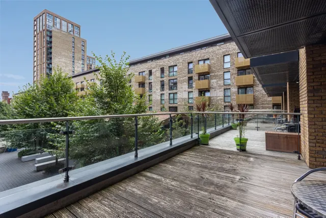 Seafarer Way, Surrey Quays, SE16, photo 2