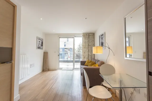 Seafarer Way, Surrey Quays, SE16, photo 3