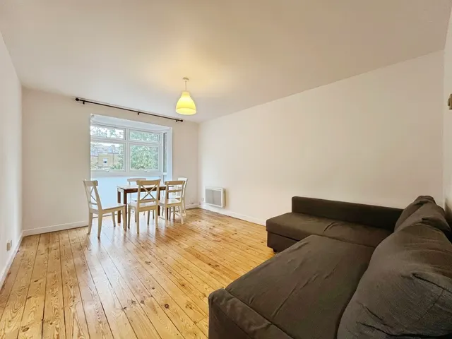 Harriers Close, Ealing, W5, photo 3
