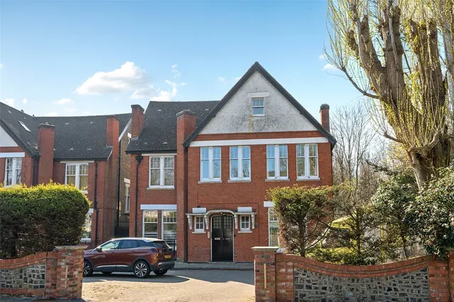 Hervey Road, SE3, photo 1
