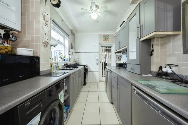 Woburn Road, Kempston, MK42, photo 2