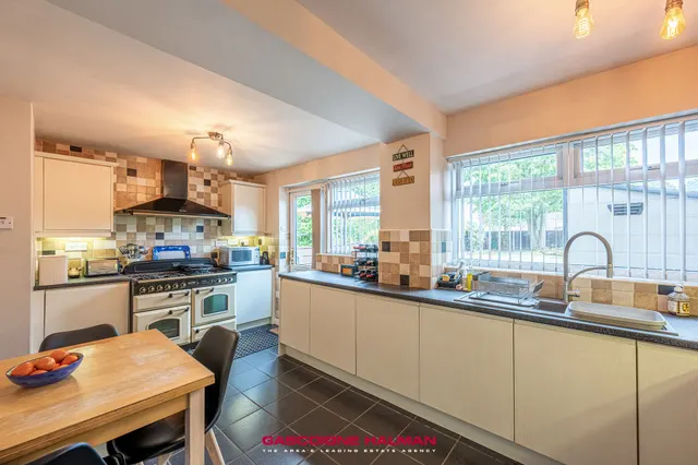 Ledge Ley, Cheadle, photo 2