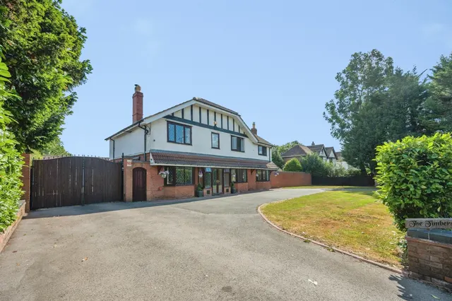 Alcester Road, Portway, Birmingham, photo 1