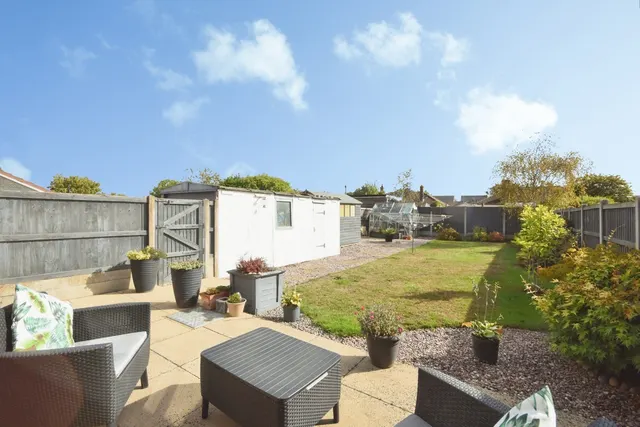 Photo 3 — Cornwall Gardens, Braintree, Essex, CM7
