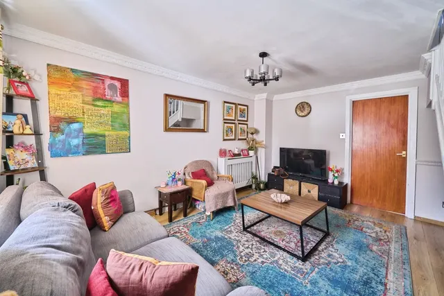 Goldwing Close, London, E16, photo 3
