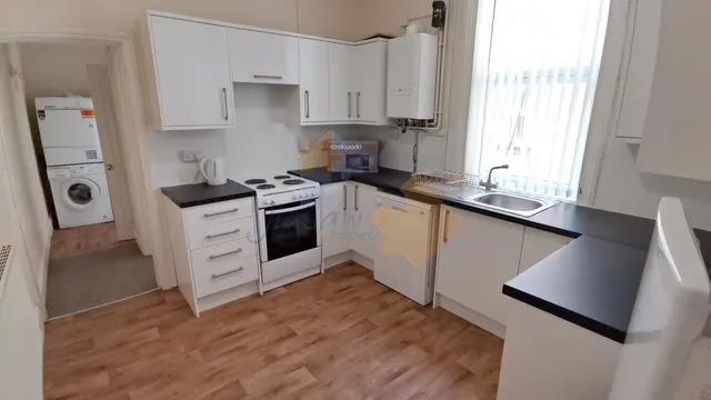 West Parade, Lincoln, LN1, photo 3