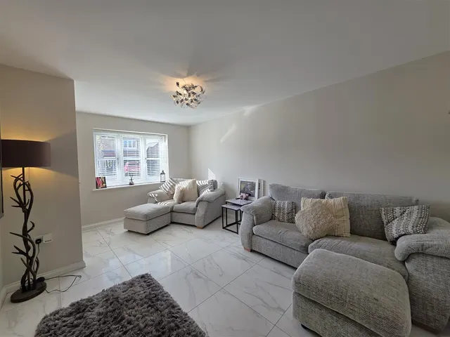 Photo 3 — Bilberry Avenue Eastfield, Scarborough YO11 3XF