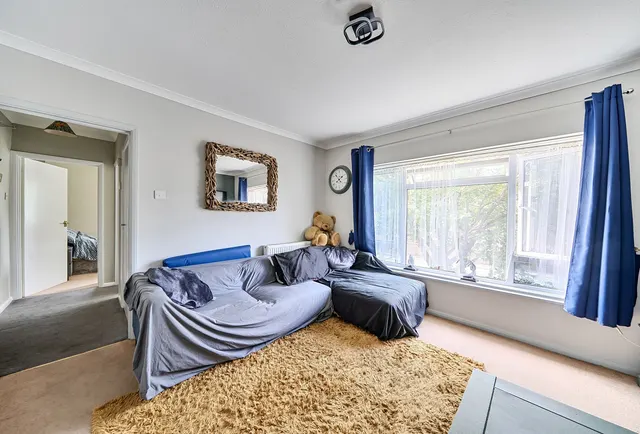 Photo 3 — London Road, Redhill, RH1 2HD