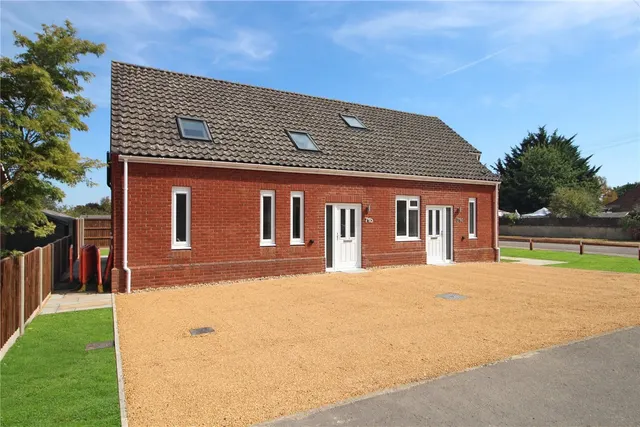 Manor Road, Long Stratton, Norwich, Norfolk, NR15, photo 1