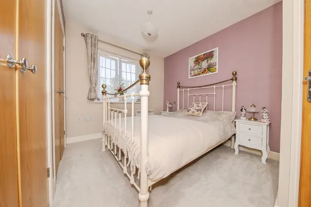 Photo 3 — Aspen Court, Rendlesham, WOODBRIDGE
