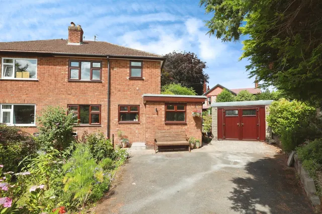 Nemos Close, Helsby, Frodsham, photo 1
