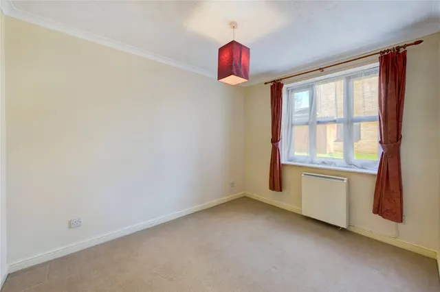Langwood Close, Eaton Ford, PE19, photo 3