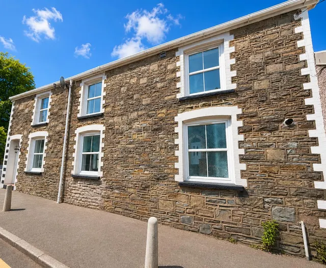 Park Place, Abertillery, NP13 1ED, photo 1