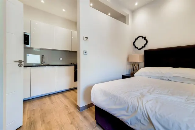 Penywern Road, Earls Court, SW5, photo 1