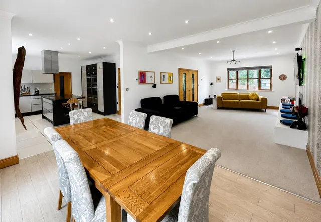 Belgrave Road, Darwen, BB3, photo 2