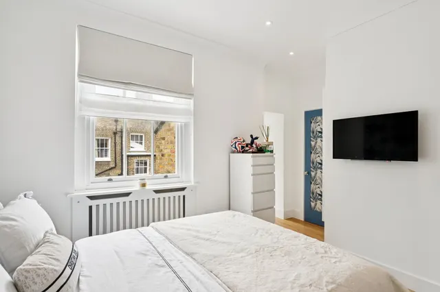 Sutherland Street, London, SW1V, photo 3