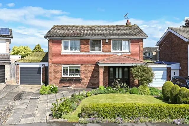 St. Nicholas Crescent, Copmanthorpe, YO23, photo 1