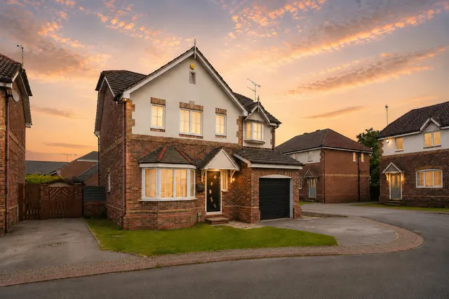 Huxterwell Drive, Doncaster, DN4, photo 1