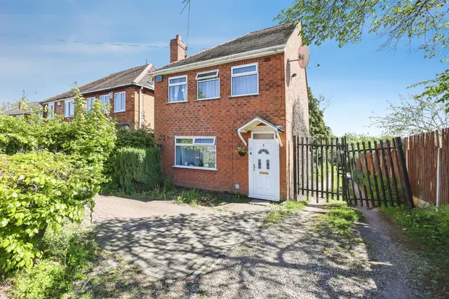 Lunt Grove, Quinton, Birmingham, photo 1