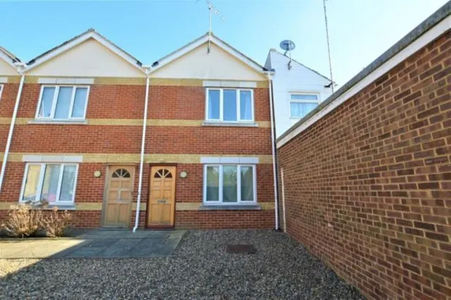 Trafalgar Street, Gillingham, Kent, ME7, photo 1