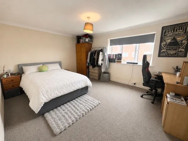 Wimborne Road, BOURNEMOUTH BH9, photo 1