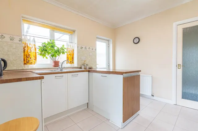 Hawksworth Drive, Menston, LS29, photo 2