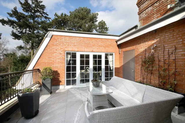 Photo 2 — Sunningdale, Berkshire, SL5 9RU