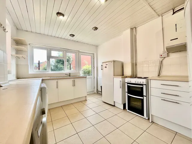 Tachbrook Road, Leamington Spa, CV31, photo 2