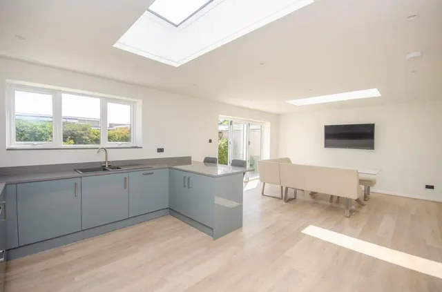 Sandringham Avenue, Downend, BS16, photo 3