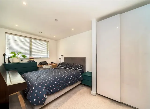 Danson Mews, Elephant & Castle, SE17, photo 3