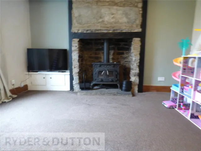 Alma Terrace, Dunnockshaw, BB11, photo 2