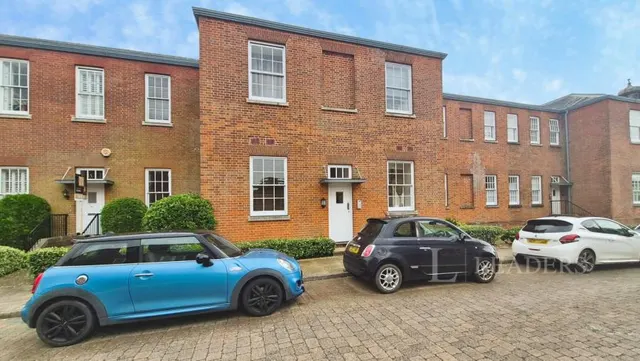 Consort Mews, Knowle, PO17, photo 1