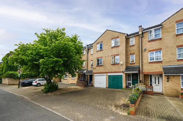 46 Mast House Terrace, London, photo 1
