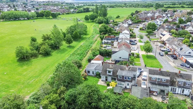 Boyce View Drive, Benfleet, photo 1
