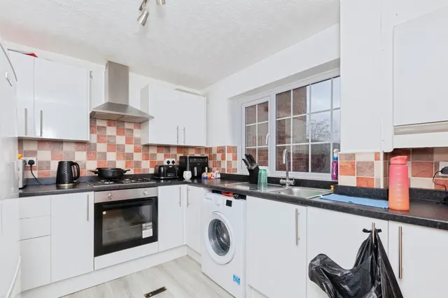 Wolsey Way, Syston, LE7, photo 3