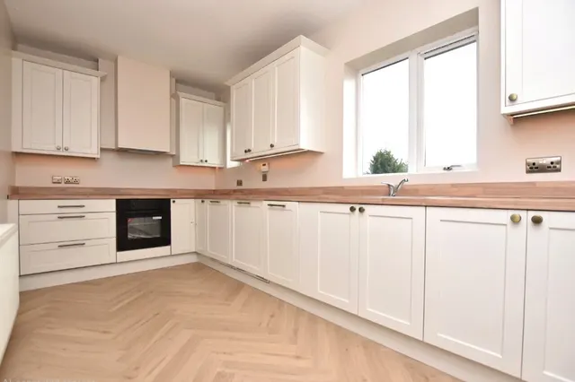 Homefield Avenue, Morley, LS27, photo 3
