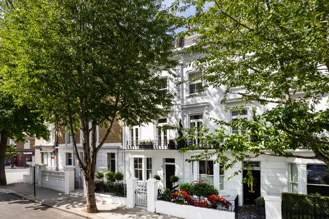 Berkeley Gardens, Kensington, London, photo 1