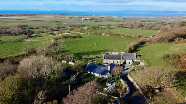 Gilfach Goch, Llanbedr, LL45, photo 1