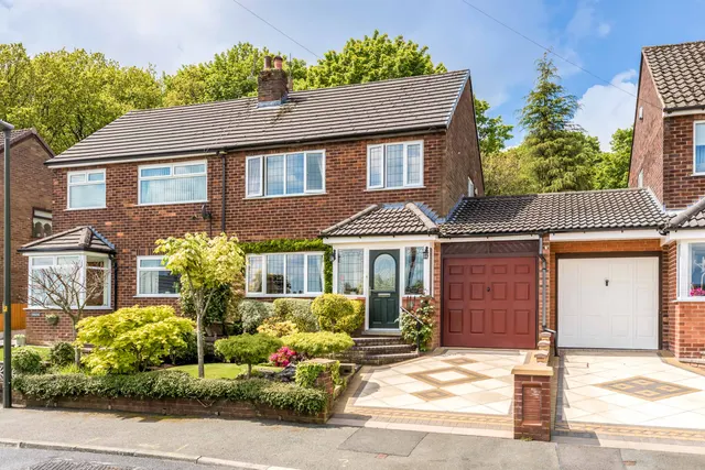 Tennyson Drive, Billinge, WN5, photo 1