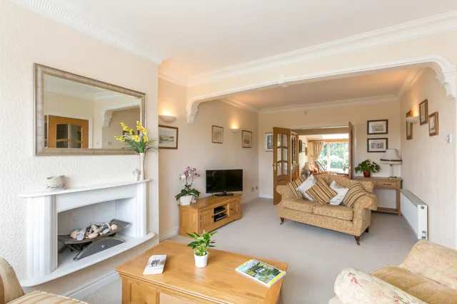 Tennyson Drive, Billinge, WN5, photo 3