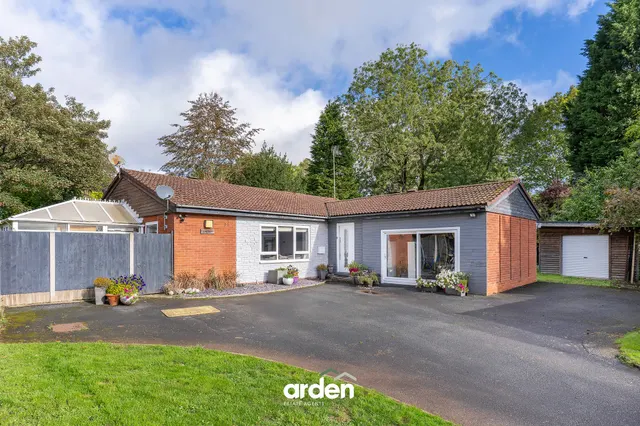 St. Catherines Close, Blackwell, B60, photo 1