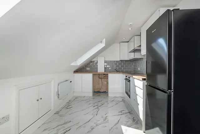 Gambole Road, Tooting, SW17, photo 2