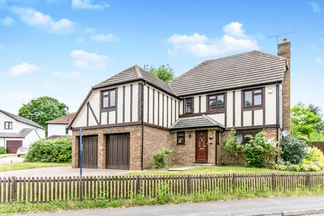 Kerris Way, Earley, RG6, photo 1