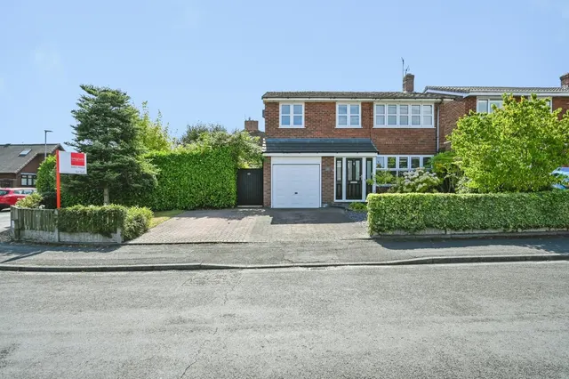 Tragan Drive, Penketh, Warrington, Cheshire, WA5, photo 1