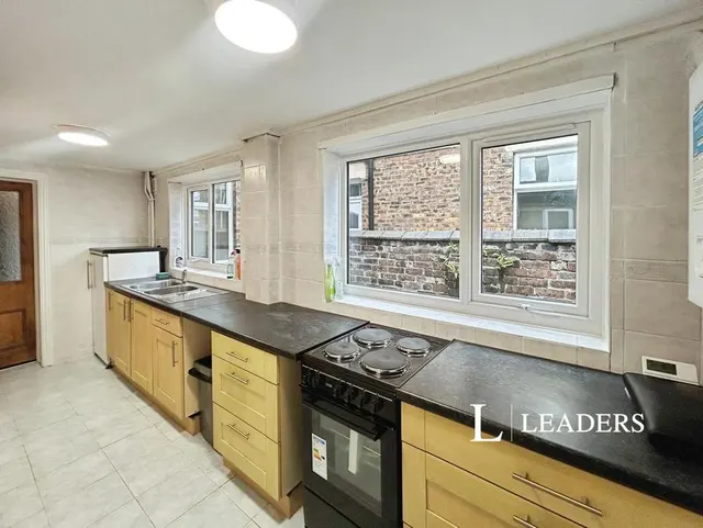 Richmond Street, Stoke-on-Trent, ST4, photo 2