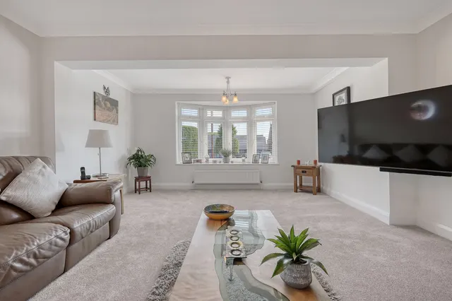 Shakespeare Avenue, Langdon Hills, SS16, photo 3
