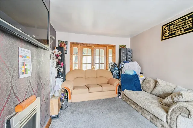 Middlesex Drive, Bury, BL9, photo 3